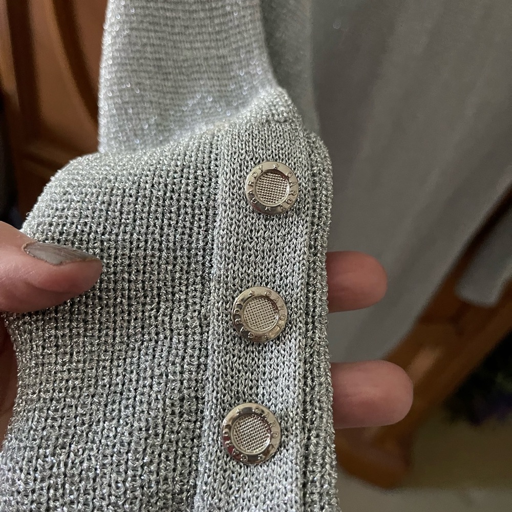 Sweater - Picture 3 of 4
